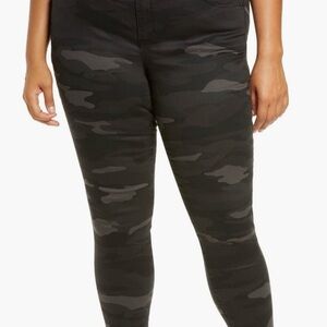 Wit & Wisdom Camouflage Ankle Pants